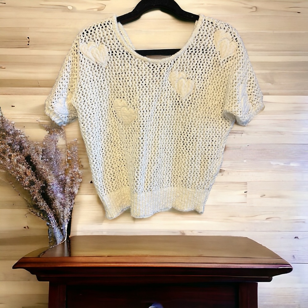 Vintage Crochet knit, white top with hearts size S/M